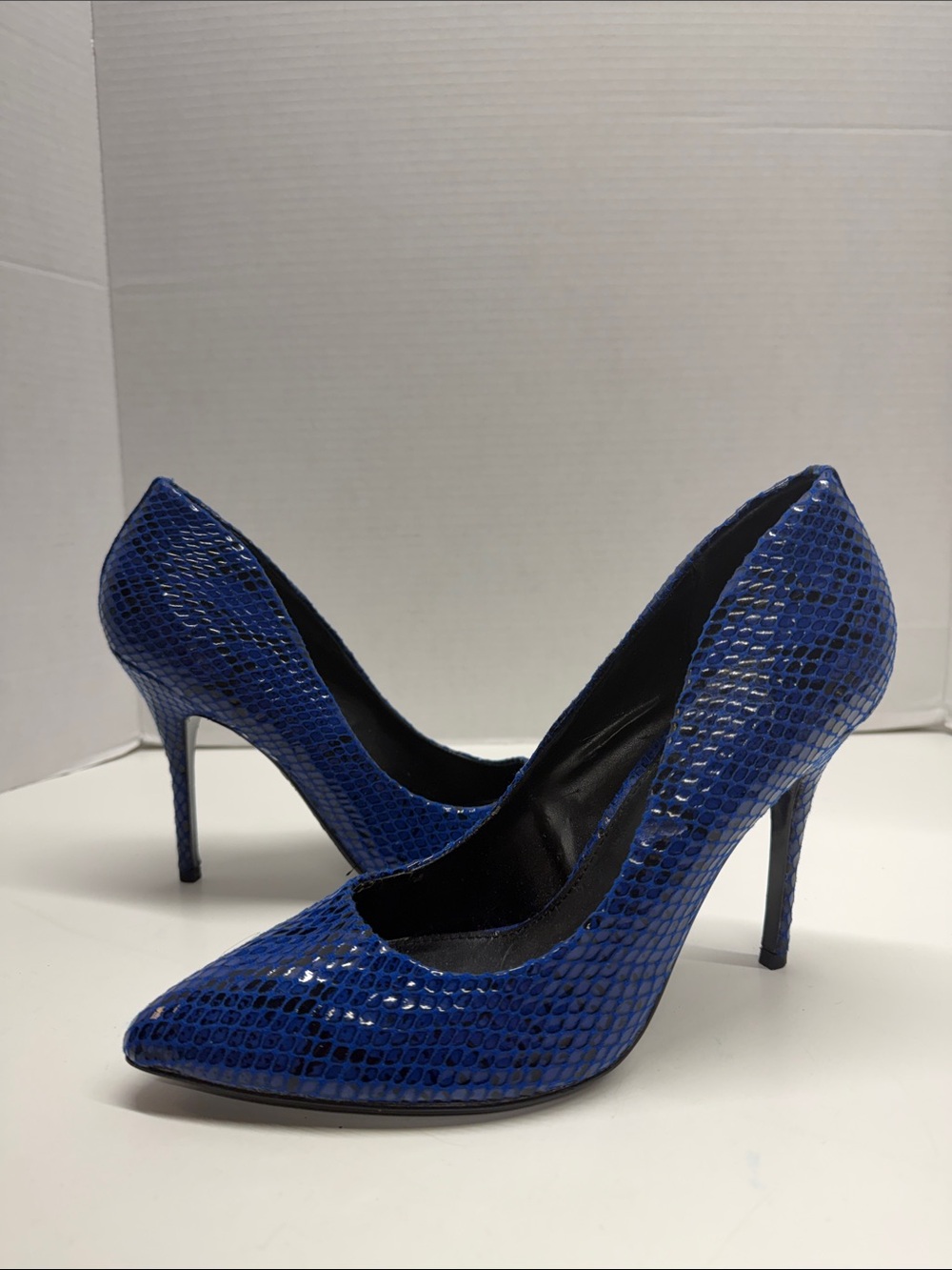 Steve Madden Galery Heels High Heel Shoes Faux Snake Skin Leather Blue Size 11